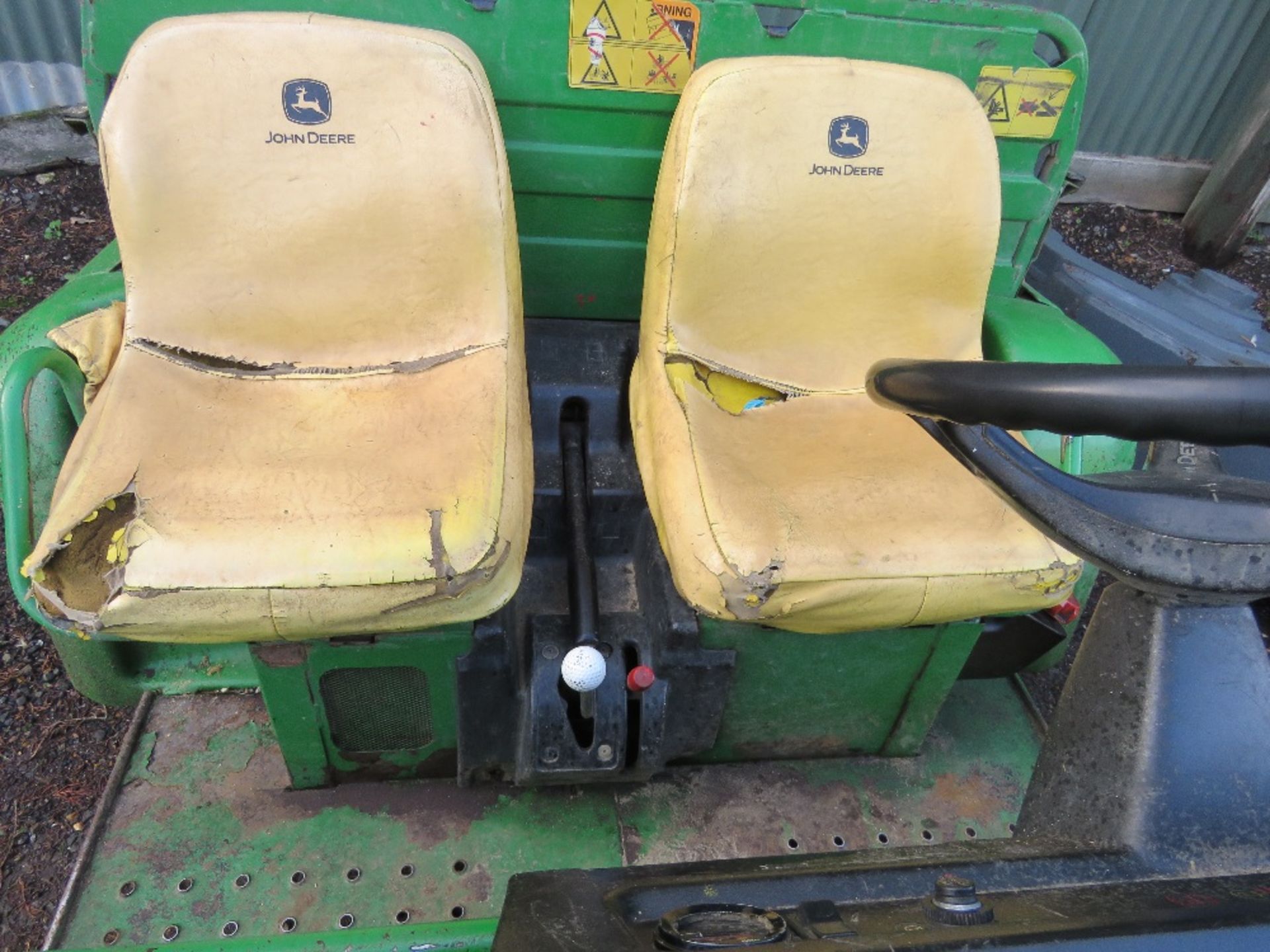 JOHN DEERE 6 WHEEL GATOR RTV, DIESEL. WHEN TESTED WAS SEEN TO DRIVE AND STEER, BRAKES POOR/NEED ADJU - Image 8 of 8