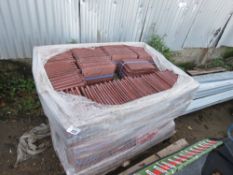 PALLET OF UNUSED RED CONCRETE PEG TILES. THIS LOT IS SOLD UNDER THE AUCTIONEERS MARGIN SCHEME, TH