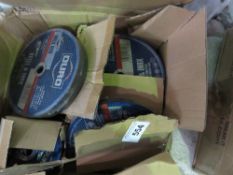 BOX OF GRINDING AND CUTTING DISCS. THIS LOT IS SOLD UNDER THE AUCTIONEERS MARGIN SCHEME, THEREFOR