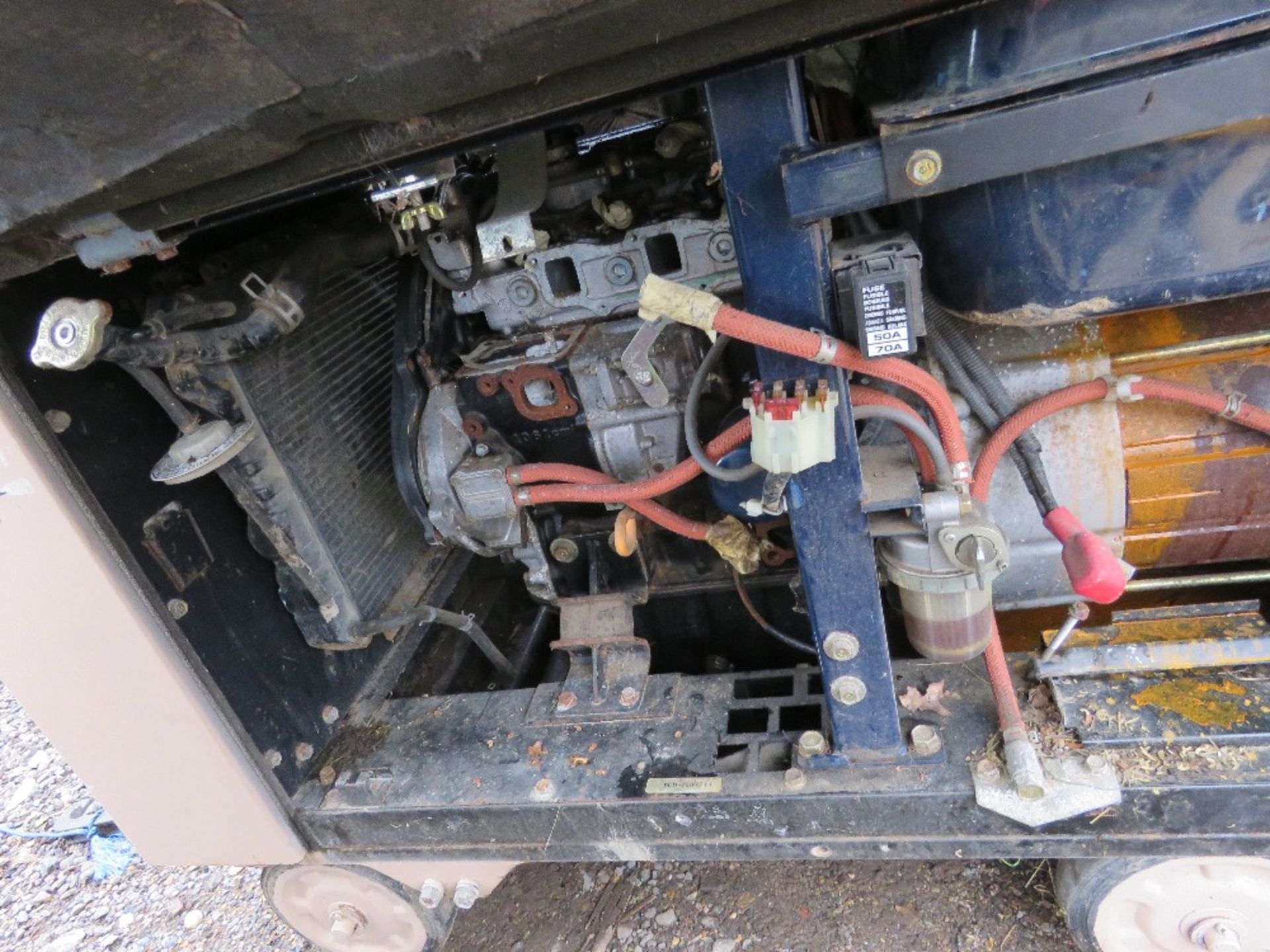 HONDA EX10D WHEELED 10KVA GENERATOR. SPARES/REPAIR AS APPEARS INCOMPLETE, SEE IMAGES. - Image 4 of 5