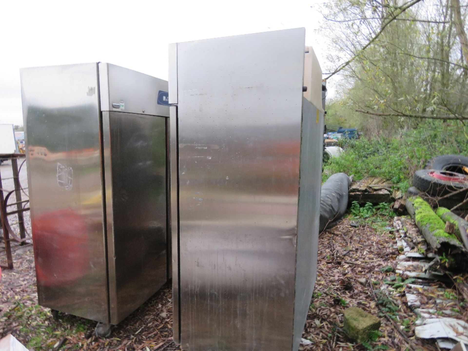 2 X LARGE CAPACITY CATERING FRIDGES DIRECT FROM CAFE SITE RE-DEVELOPMENT. WORKING WHEN RECENTLY REM - Image 2 of 6