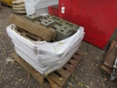 1 X PALLET OF HERAS TYPE TEMPORARY FENCE BASES / FEET. THIS LOT IS SOLD UNDER THE AUCTIONEERS MAR