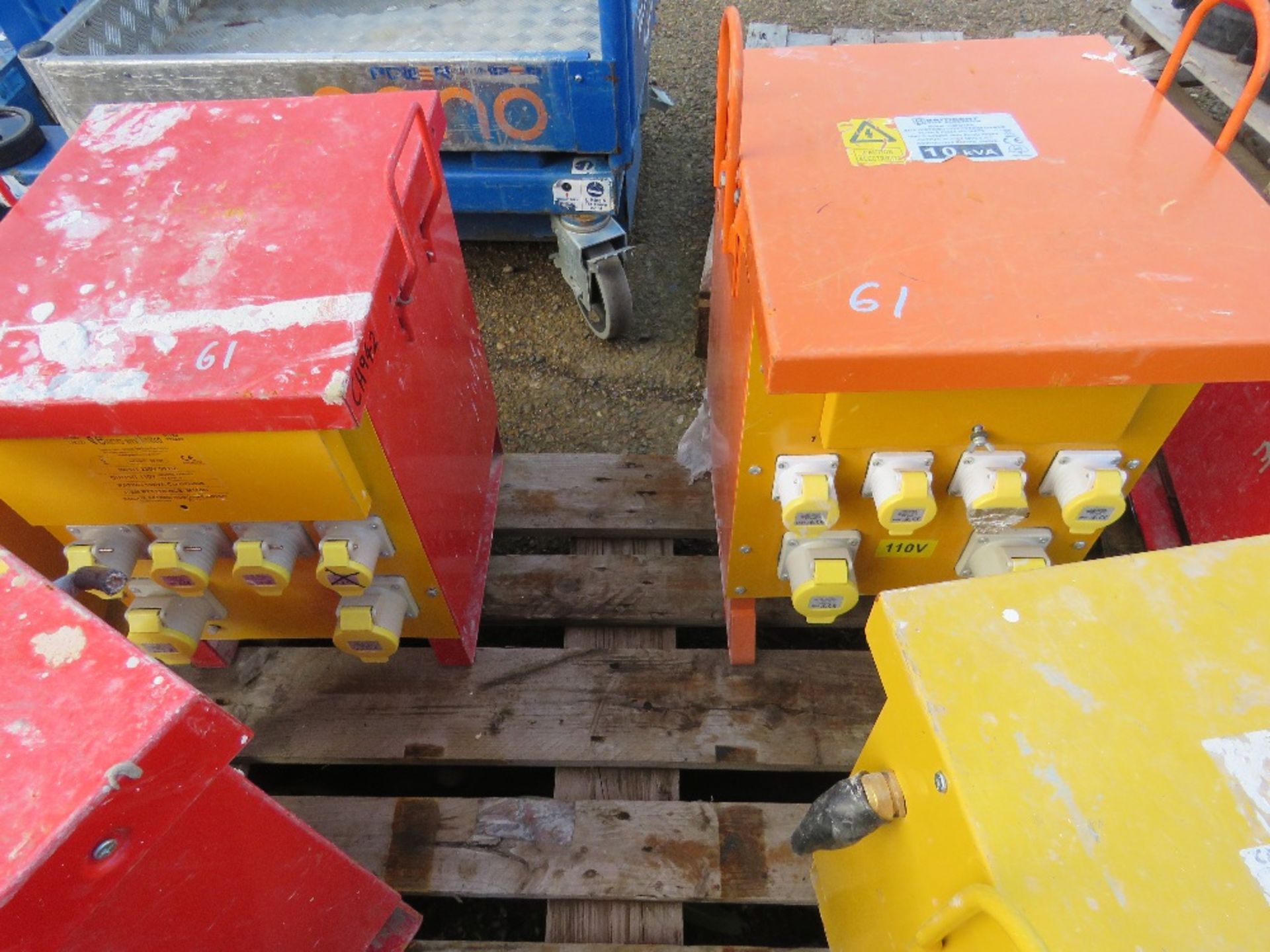 4 X LARGE SITE TRANSFORMERS. SOURCED FROM COMPANY LIQUIDATION. - Image 3 of 6