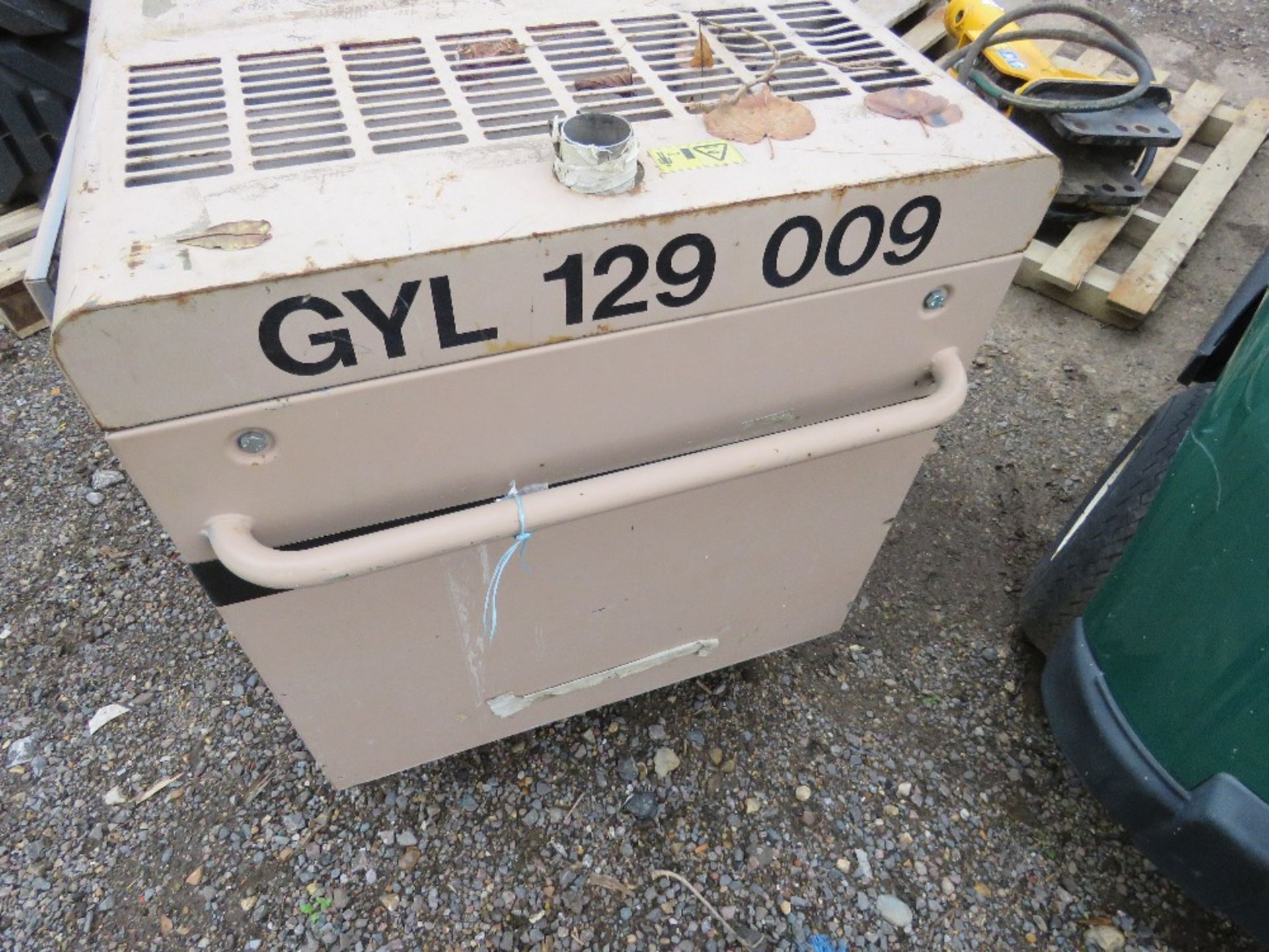 HONDA EX10D WHEELED 10KVA GENERATOR. SPARES/REPAIR AS APPEARS INCOMPLETE, SEE IMAGES. - Image 3 of 5