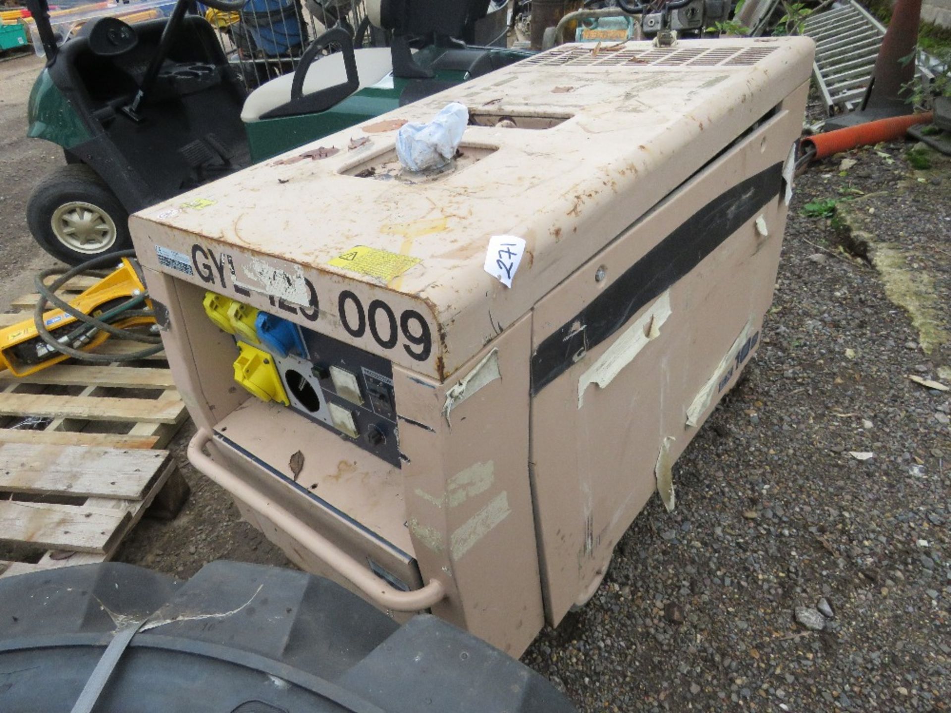 HONDA EX10D WHEELED 10KVA GENERATOR. SPARES/REPAIR AS APPEARS INCOMPLETE, SEE IMAGES.