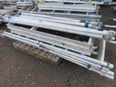 SINGLE WIDTH TOWER SCAFFOLD PARTS, AS SHOWN. SOURCED FROM COMPANY LIQUIDATION.
