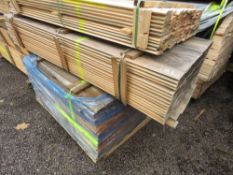 LARGE STACK (3 X PACKS) OF UNTREATED SHIPLAP TIMBER FENCING BOARDS: 1.12, 1.42 & 1.72M LENGTH APPROX