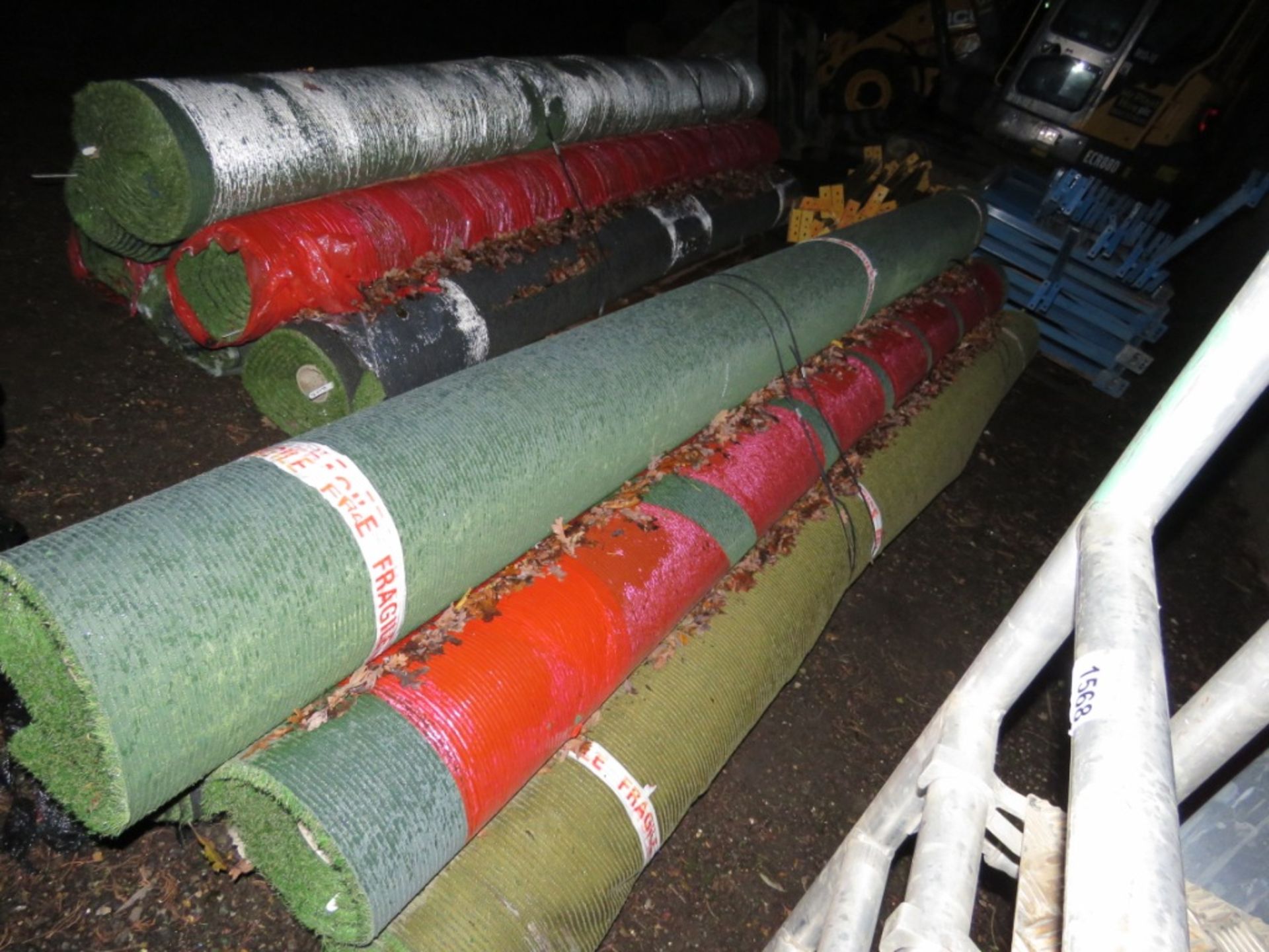 PALLET OF ASTRO TURF FAKE GRASS, 4M LENGTH ROLLS APPROX. THIS LOT IS SOLD UNDER THE AUCTIONEERS M - Image 3 of 3
