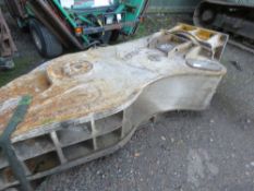 INDECO EXCAVATOR MOUNTED MUNCHER JAWS WITH ROTATING HEAD. SUITABLE FOR 30 TONNE PLUS EXCAVATOR.