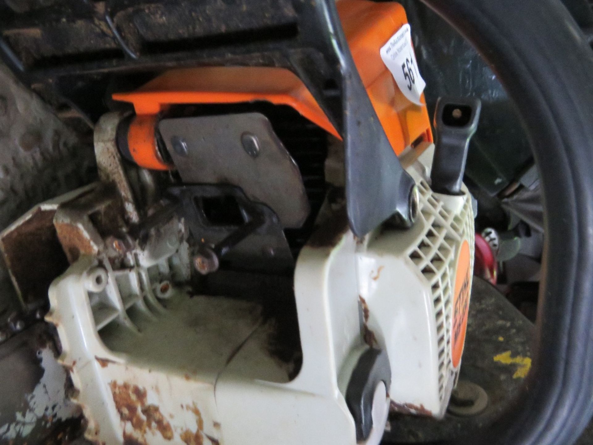 STIHL MS230 PETROL CHAINSAW, EXHAUST MISSING. THIS LOT IS SOLD UNDER THE AUCTIONEERS MARGIN SCHEM - Image 3 of 3