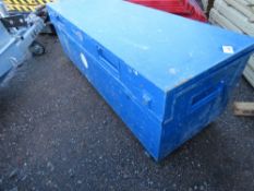 LARGE STEEL TOOLBOX, 6FT LENGTH APPROX. UNLOCKED, NO KEYS. SOURCED FROM DEPOT CLOSURE.