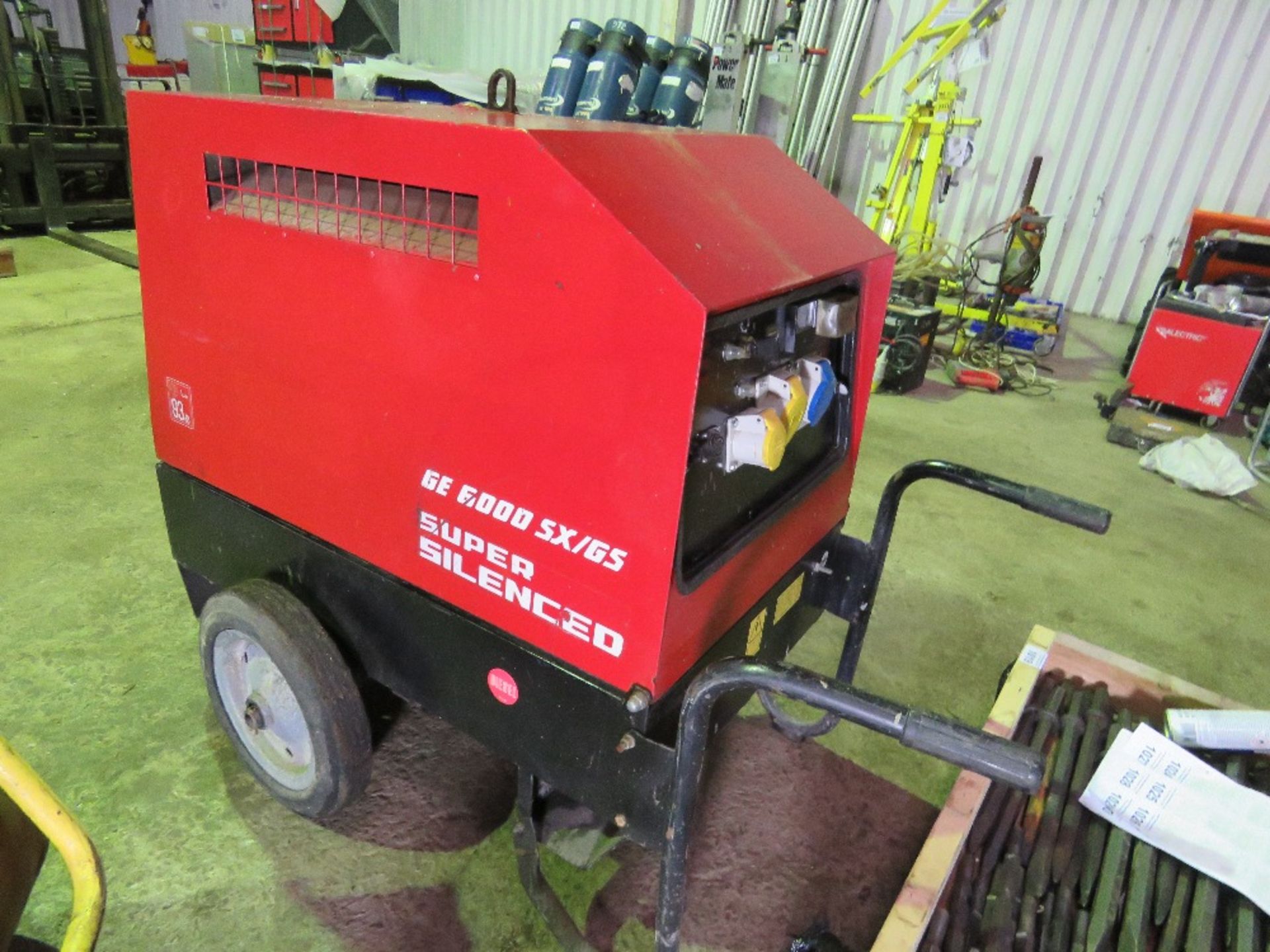 MOSA GE6000SX/GS BARROW GENERATOR. YEAR 2014 BUILD. WHEN TESTED WAS SEEN TO RUN BUT WAS NOT SHOWING - Image 2 of 6