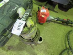 110VOLT SUBMERSIBLE WATER PUMP. THIS LOT IS SOLD UNDER THE AUCTIONEERS MARGIN SCHEME, THEREFORE N