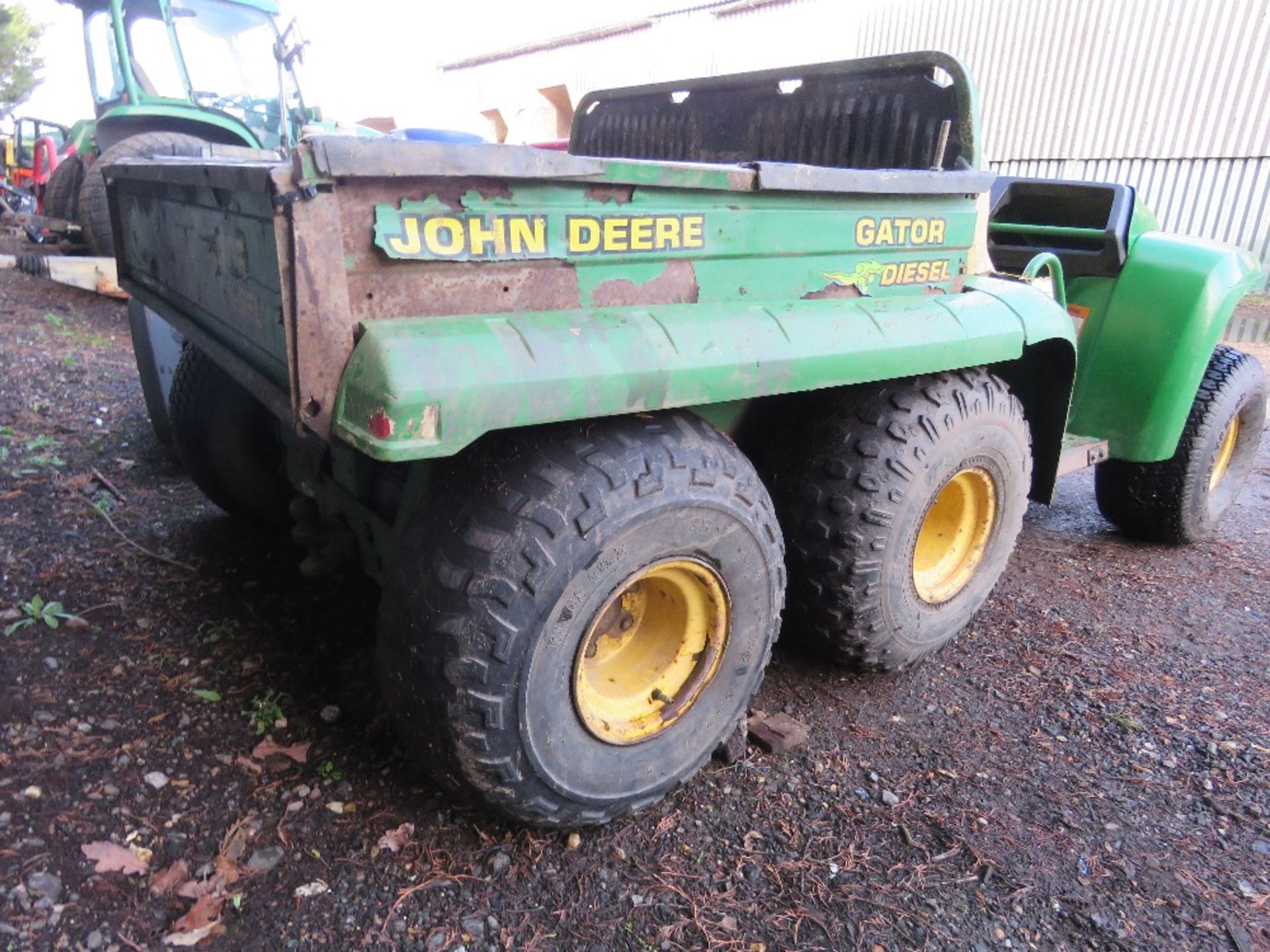 JOHN DEERE 6 WHEEL GATOR RTV, DIESEL. WHEN TESTED WAS SEEN TO DRIVE AND STEER, BRAKES POOR/NEED ADJU - Image 4 of 8