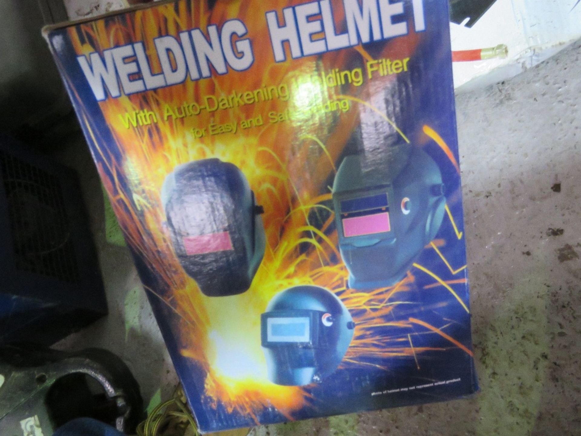 AUTO DARKEN WELDING HELMET.