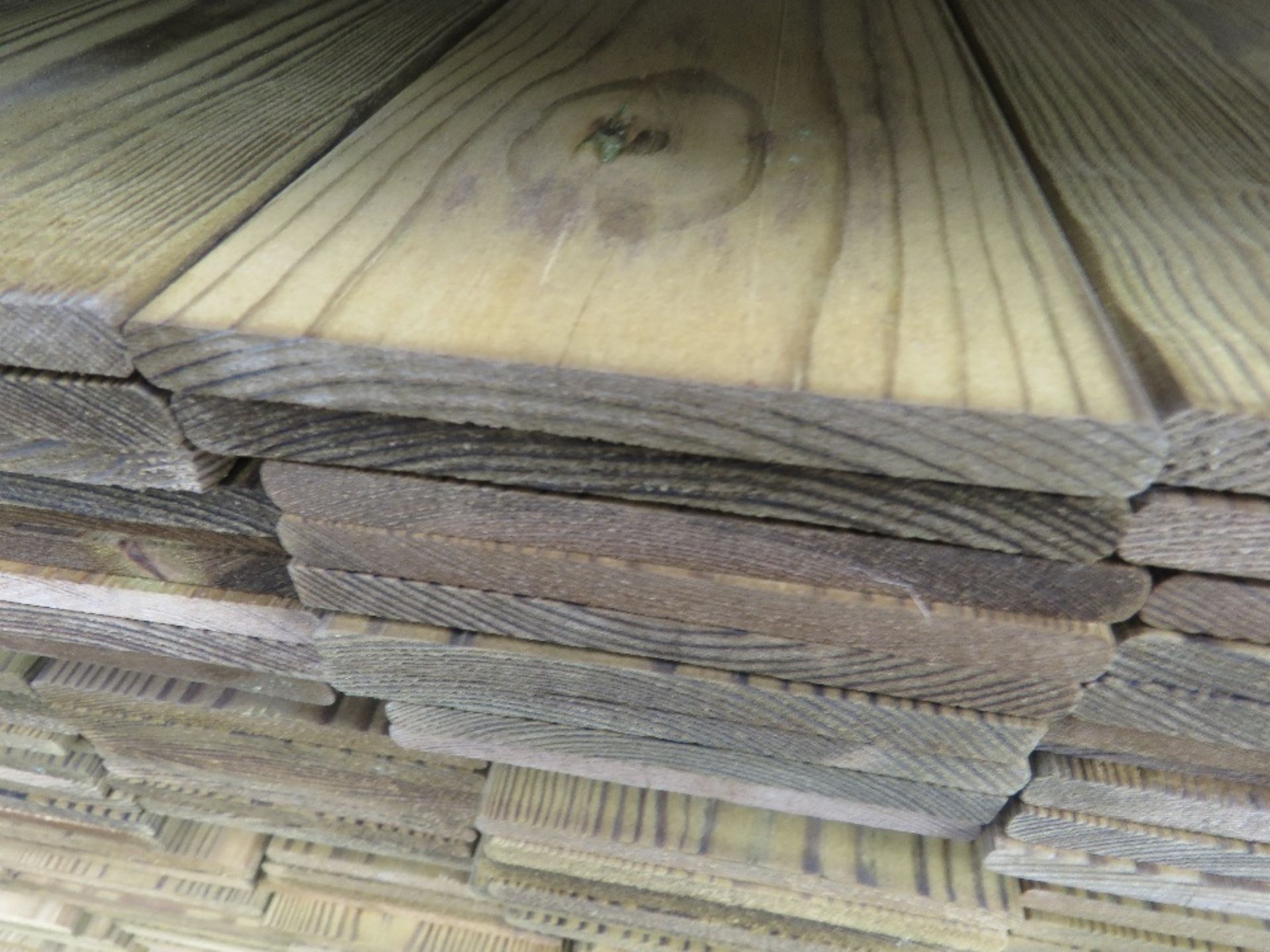 LARGE PACK OF TREATED HIT AND MISS TIMBER CLADDING BOARDS. 1.75M LENGTH X 95MM WIDTH APPROX. - Image 3 of 3