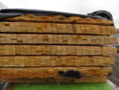 PACK OF TIMBER CLADDING WOVEN FENCE SLATS 40MM WIDTH X 1.75M LENGTH APPROX.