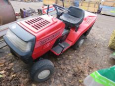 LAWNFLITE 930 GARDEN TRACTOR, NO DECK. WHEN TESTED WAS SEEN TO DRIVE AND STEER AND BRAKE, BATTERY WA