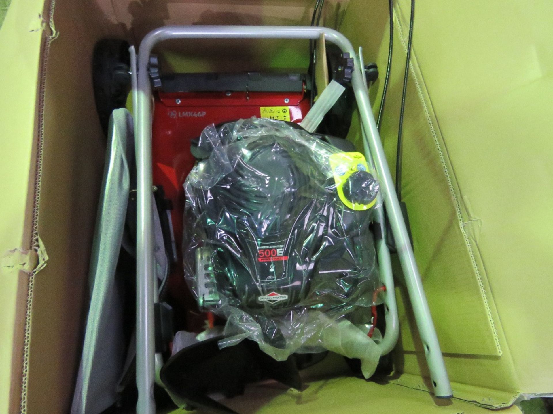 GARDENCARE LMX46 LAWNMOWER. BOXED, UNUSED, DIRECT FROM LOCAL COMPANY BEING SURPLUS STOCK. - Image 3 of 4