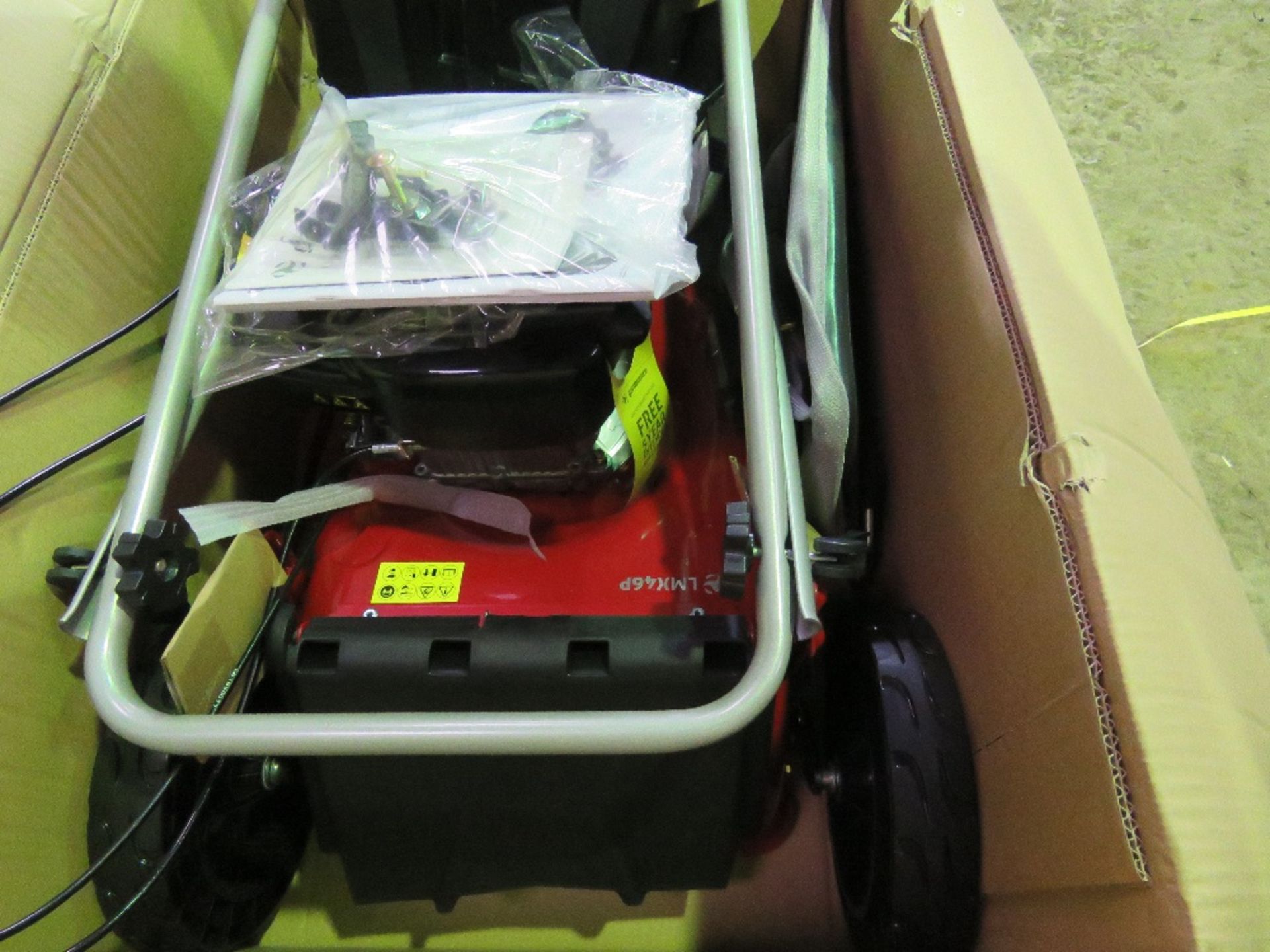 GARDENCARE LMX46 LAWNMOWER. BOXED, UNUSED, DIRECT FROM LOCAL COMPANY BEING SURPLUS STOCK. - Image 4 of 4