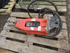 RAMMER 11 SMALL SIZED EXCAVATOR MOUNTED BREAKER, 30MM PINS. THIS LOT IS SOLD UNDER THE AUCTIONEER