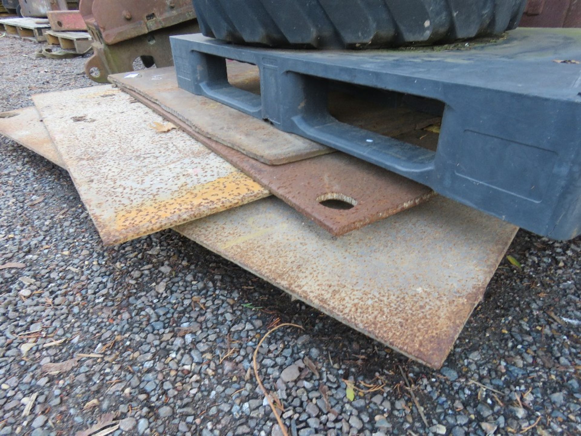 4 X HEAVY STEEL ROAD PLATES: 0.9-1.5M WIDTH X 1.2M-1.5M LENGTH APPROX @ 12MM-15MM THICKNESS APPROX. - Image 2 of 3