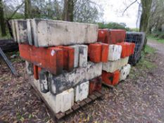 2 X PALLETS OF RUBBER INTERLOCKING BARRIER BLOCKS. THIS LOT IS SOLD UNDER THE AUCTIONEERS MARGIN