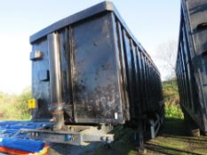 COUNTY TR WEIGHTLIFTER TRIAXLE SCRAP SPECIFICATION ARTIC TRAILER , 39TONNE GROSS, BARN DOORS, RIBBED