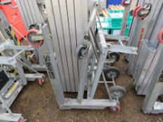 SUMNER MODEL 2025 MATERIAL LIFT,5 STAGE, WITH A SET OF FORKS.