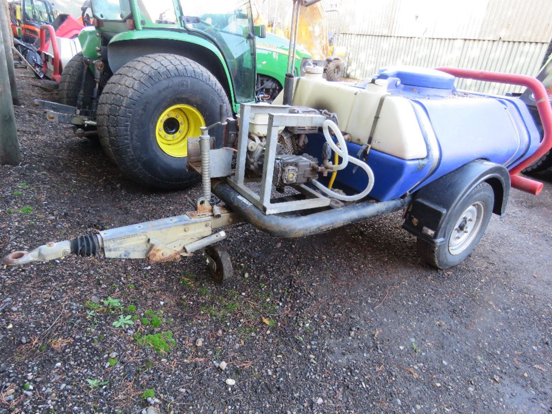 BRENDON WASHER BOWSER TRAILER WITH NIXON ELECTRIC START WASHER FITTED (NO BATTERY). WHEN TESTED WITH - Image 2 of 8