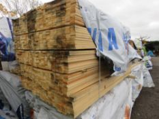 LARGE PACK OF UNTREATED VENETIAN SLAT TIMBER CLADDING. 1.73M LENGTH X 45MM X 16MM APPROX.