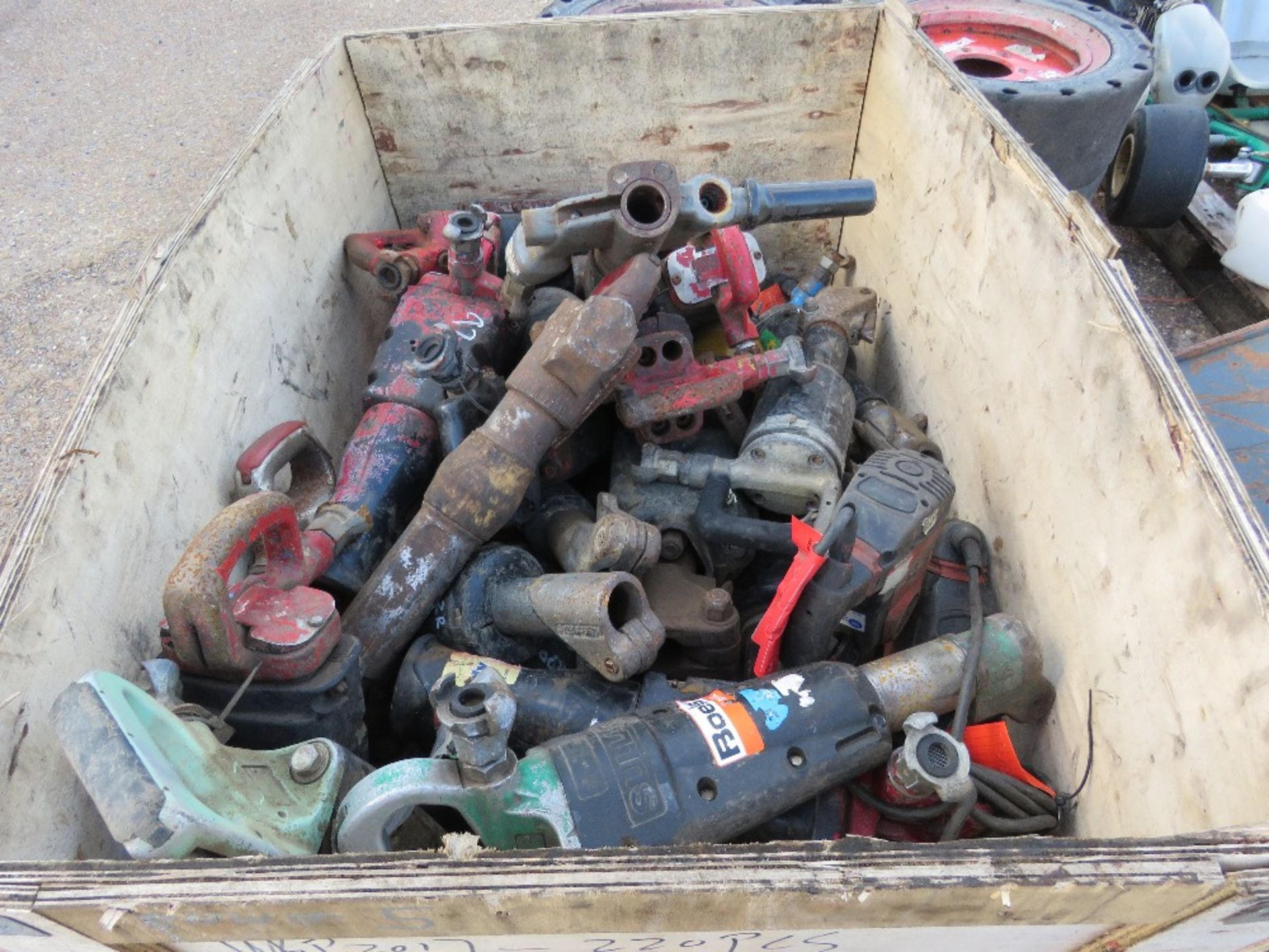 STILLAGE OF ASSORTED AIR, ELECTIC AND HYDRAULIC BREAKERS AND TOOLS. - Image 3 of 3