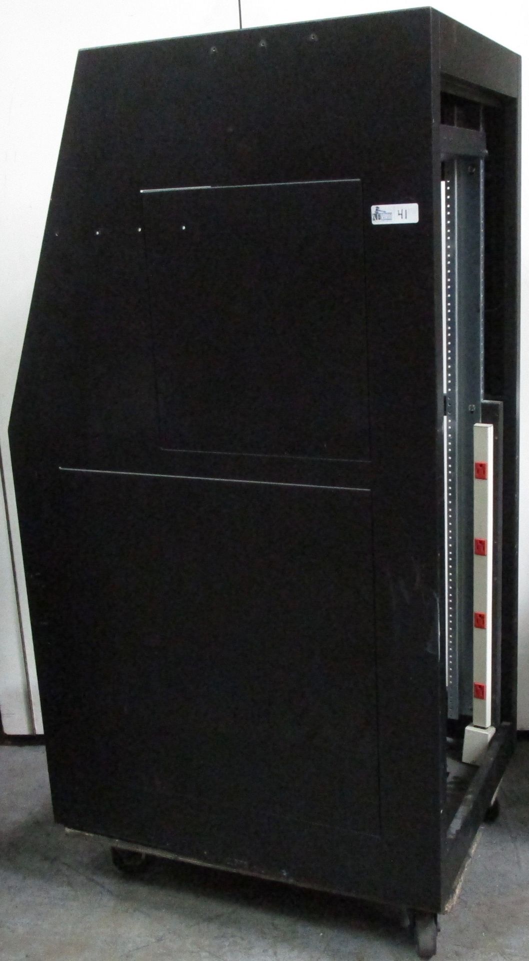STANTRON APW ROLLING EQUIPMENT RACK - Image 3 of 4