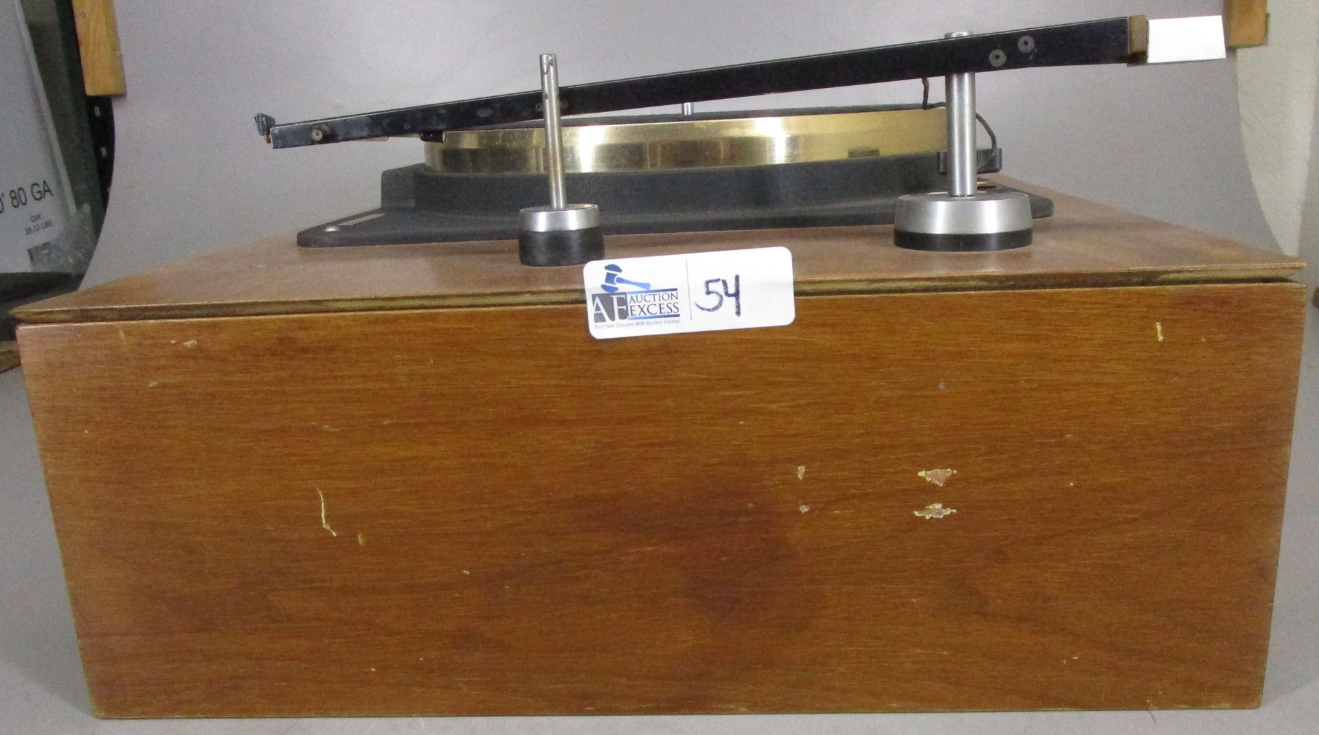 NEAT P-58 H TURNTABLE WITH SHURE TONEARM - Image 5 of 5