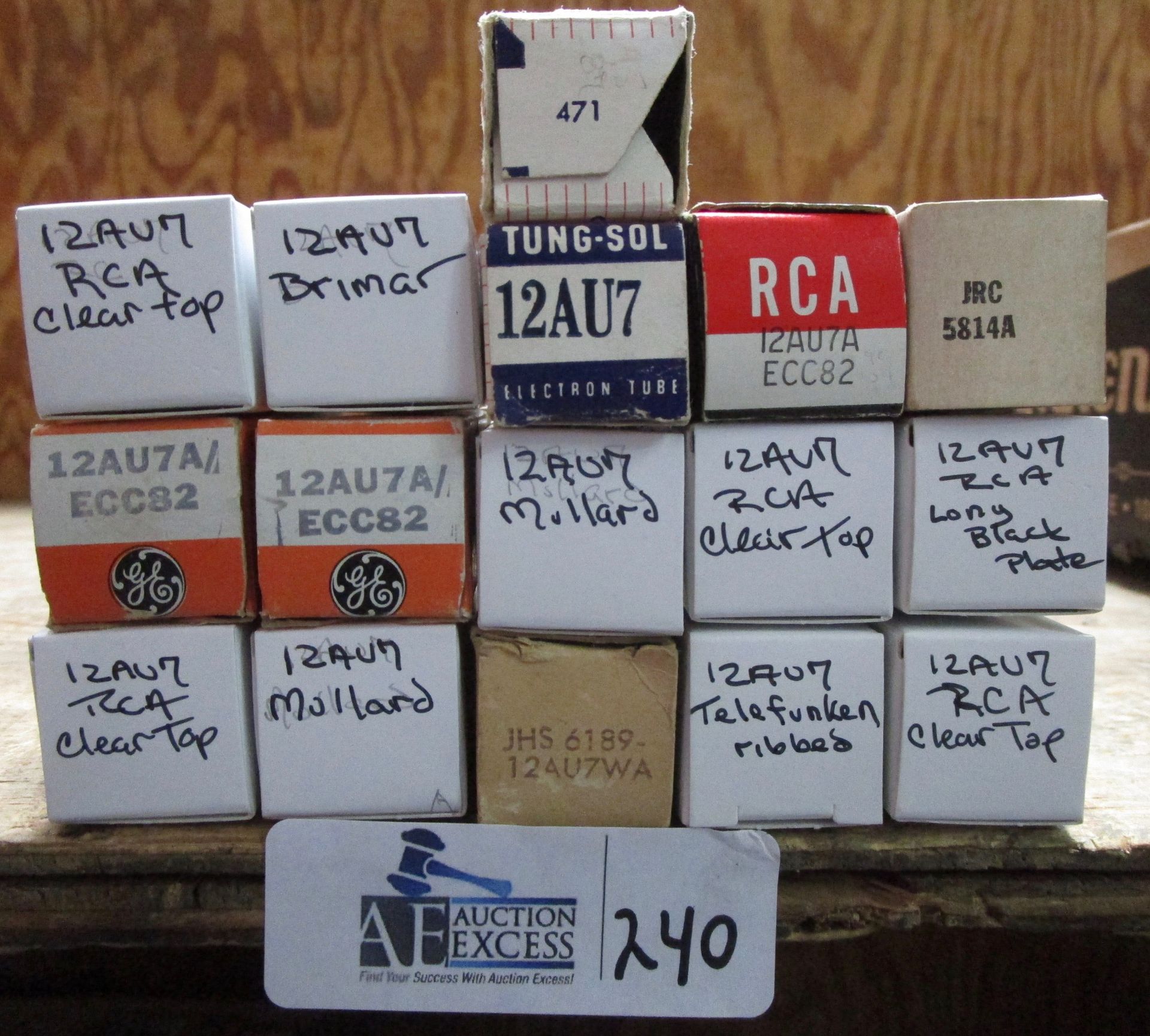 BOX 12AU7 TUBES