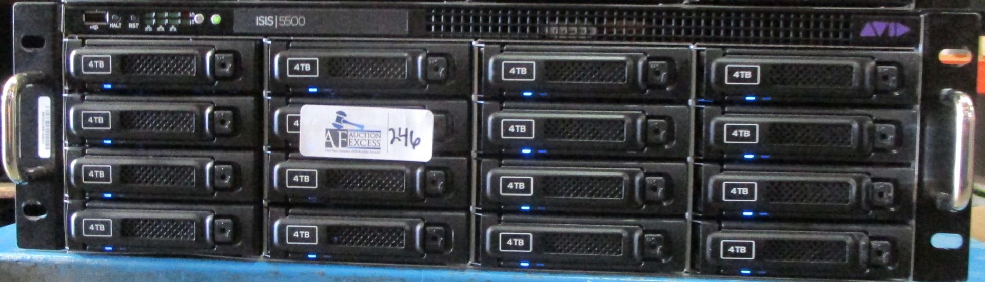 ISIS 5500 WITH 16 4TB HARD DRIVES