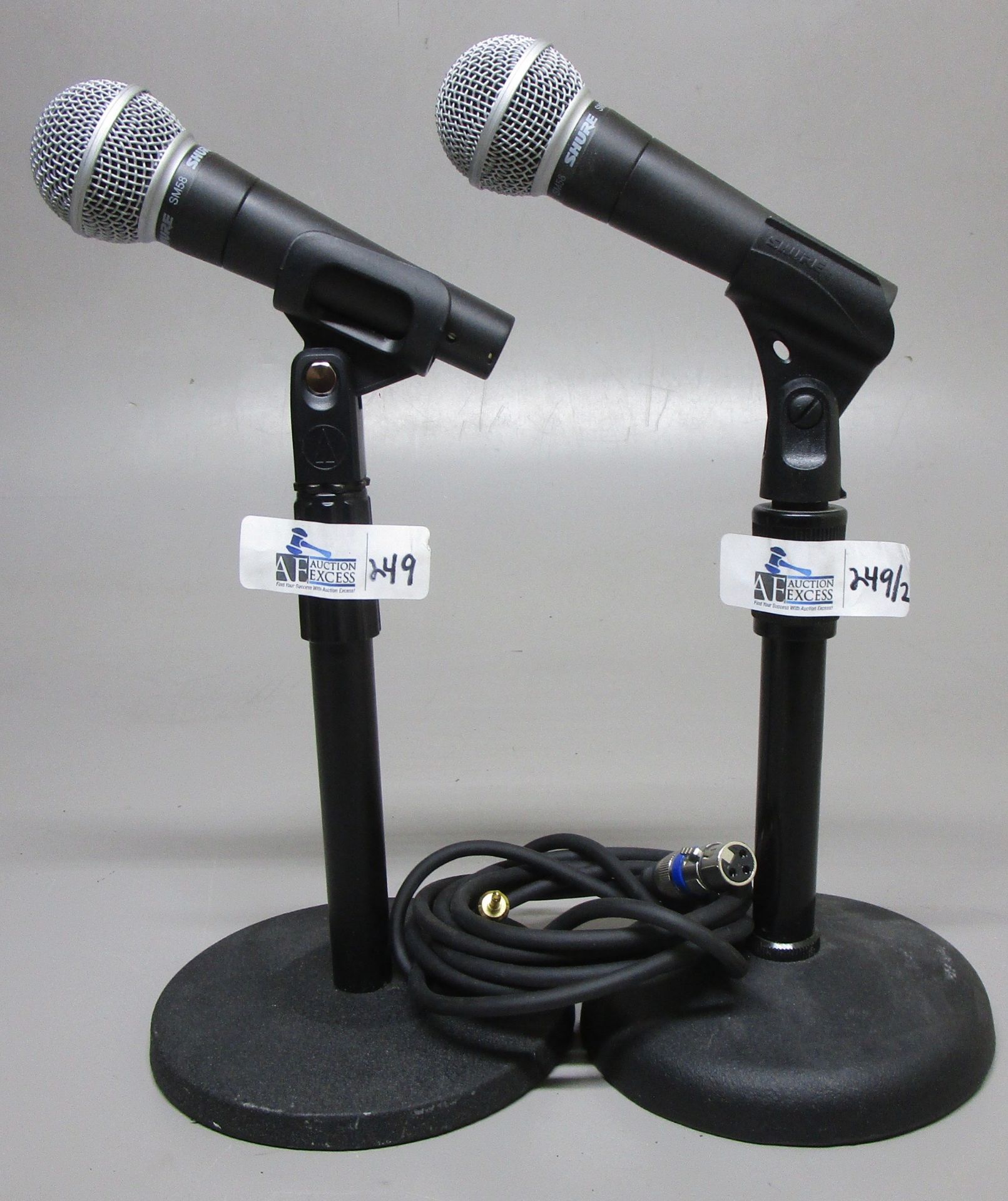 LOT OF 2 SHURE MICS SM58 WITH DESKTOP STANDS - Image 2 of 3