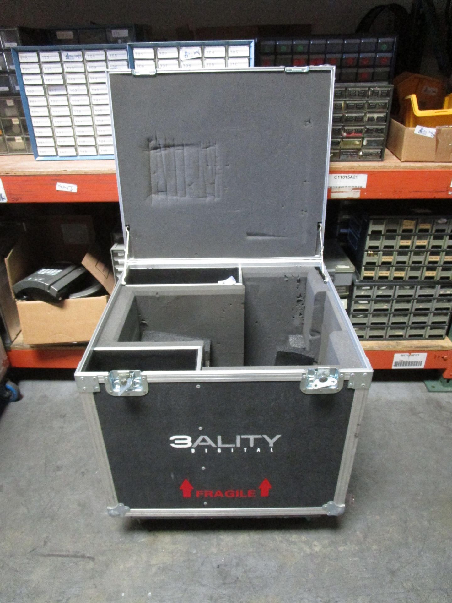 ROLLING NELSON ROAD CASE - Image 4 of 6