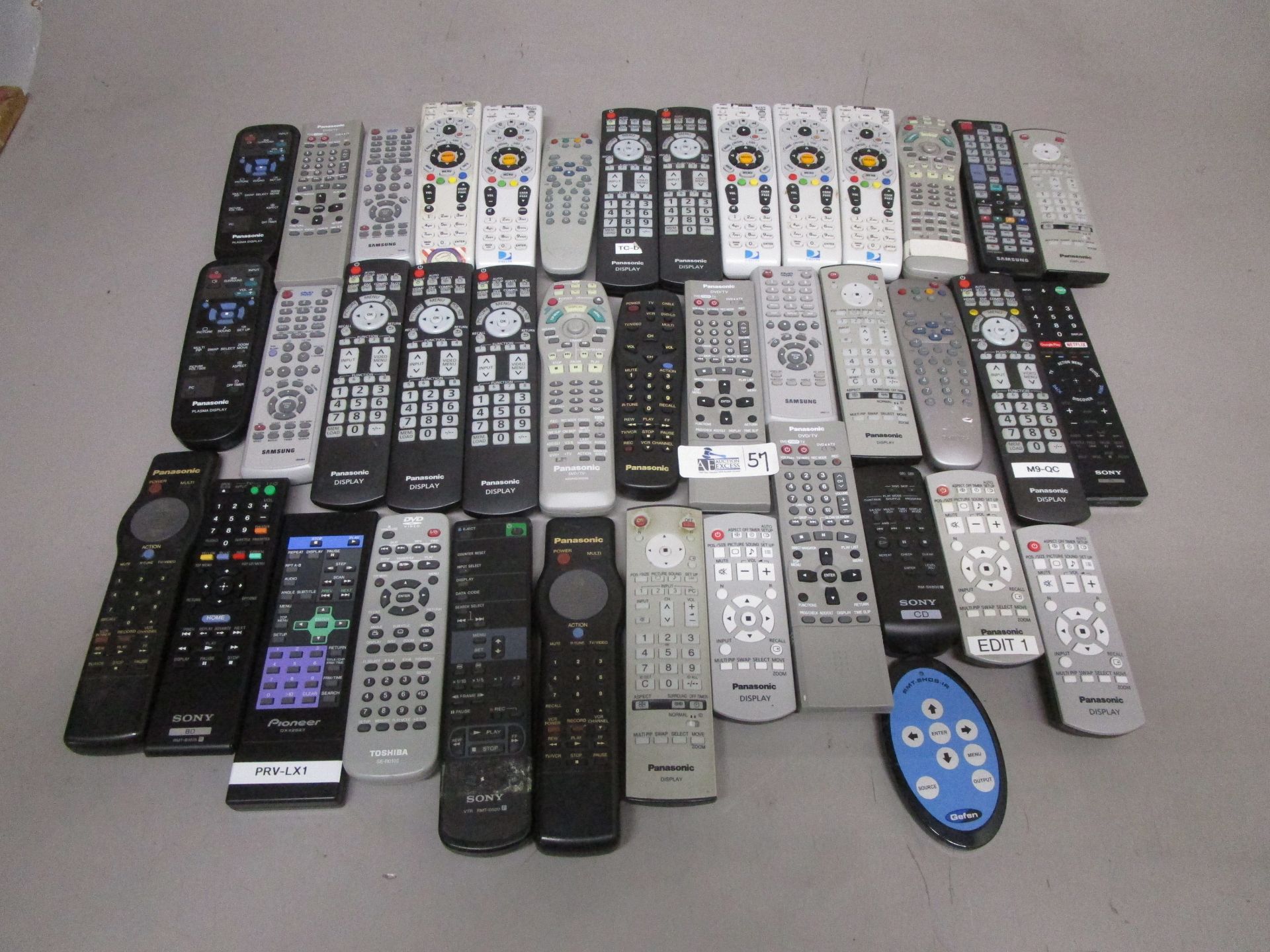 BOX REMOTE CONROLS