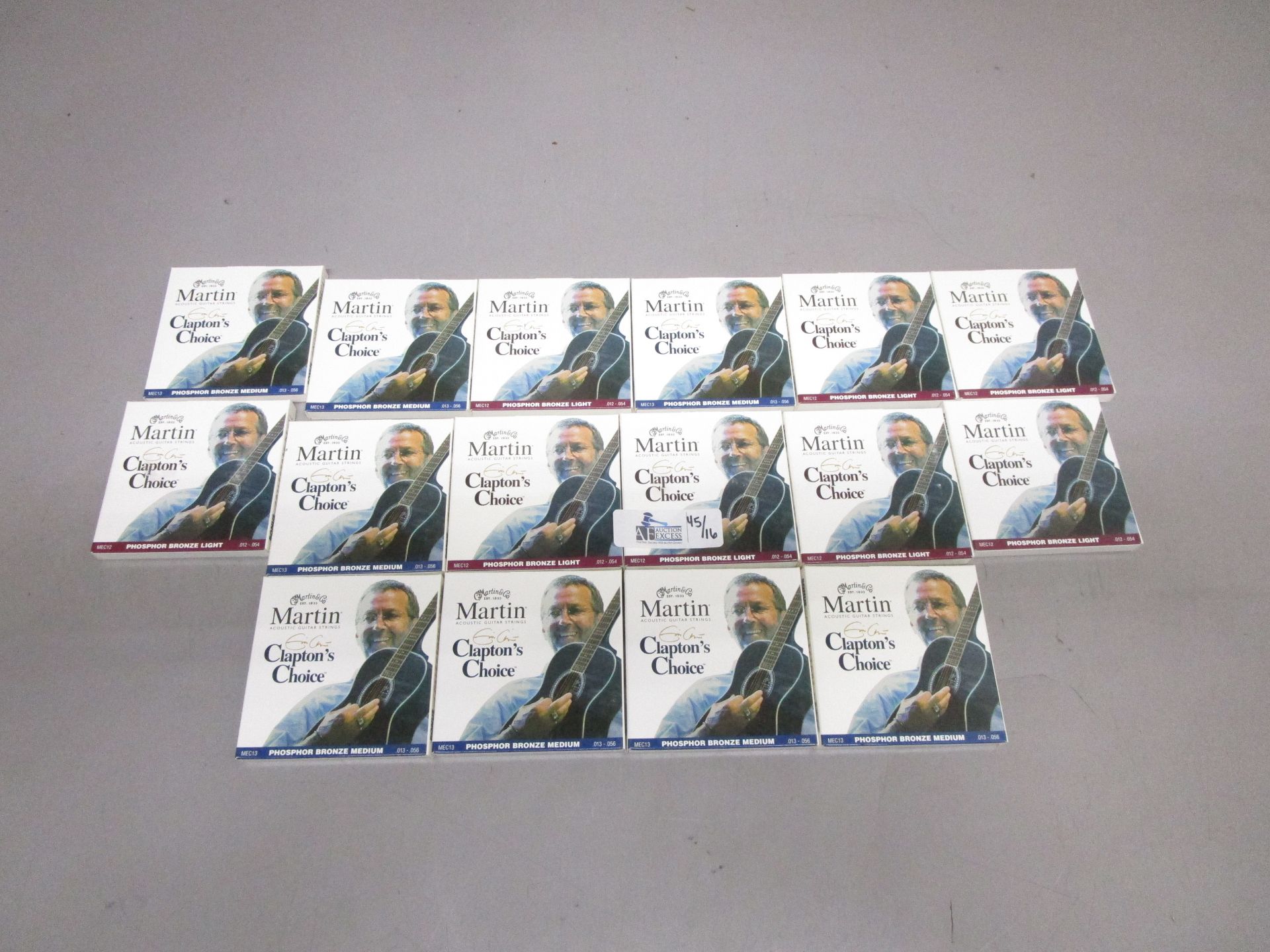 16 BOXES MARTIN ACOUSTIC GUITAR STRINGS NOS - Image 2 of 2