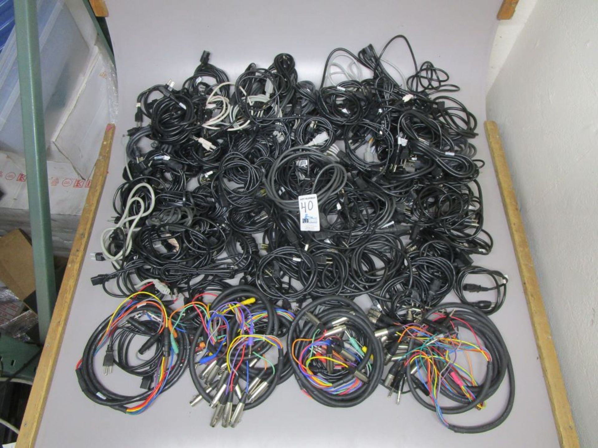 BOX POWER CORDS/ADAPTORS - Image 2 of 2