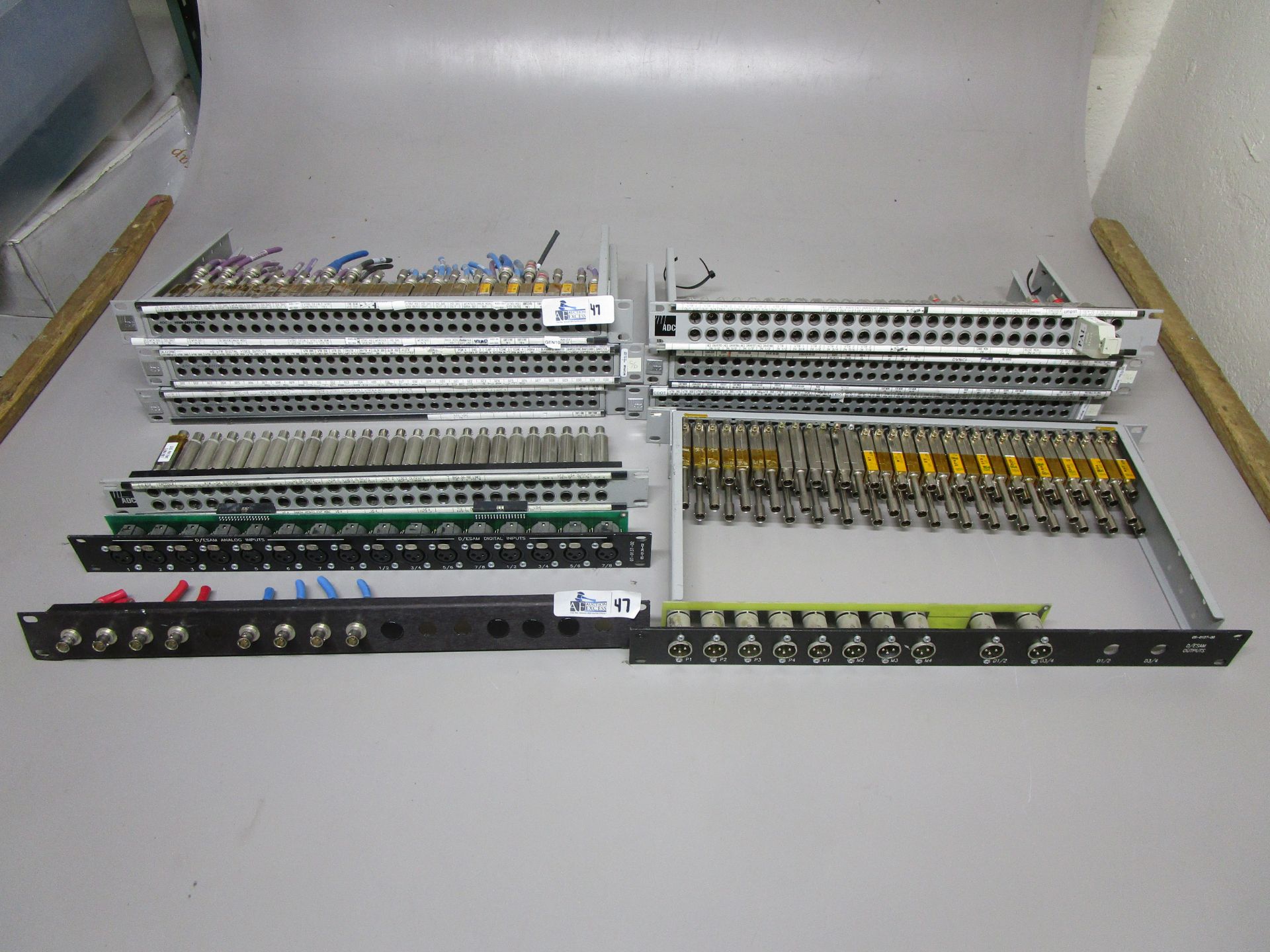 LOT OF PATCHBAYS - Image 2 of 2