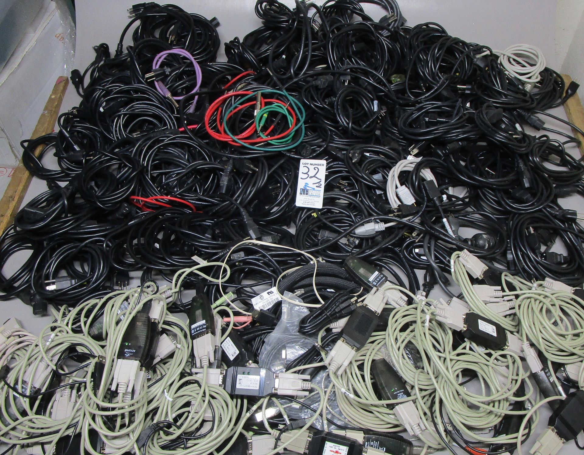 2 BOXES CABLES