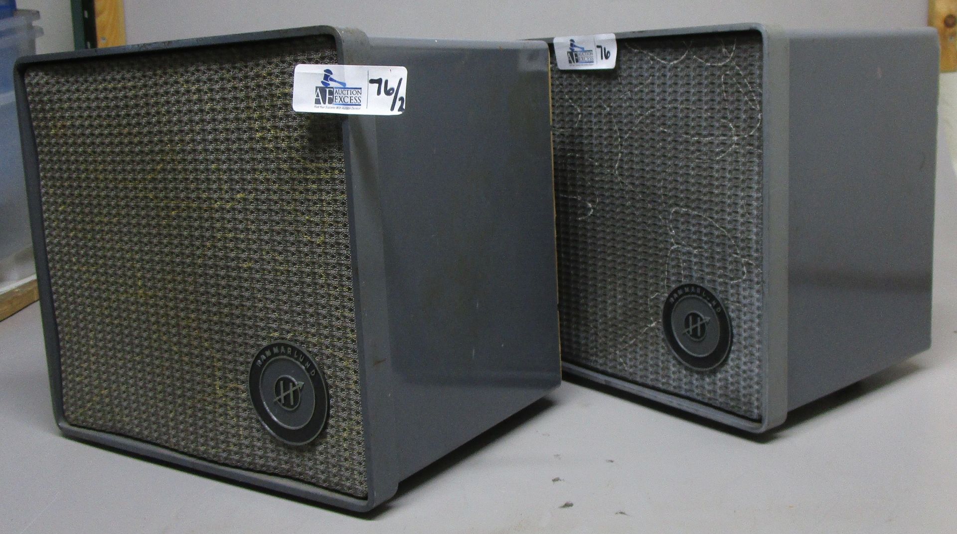 LOT OF 2 VINTAGE HAMMARLUND SPEAKERS - Image 2 of 3