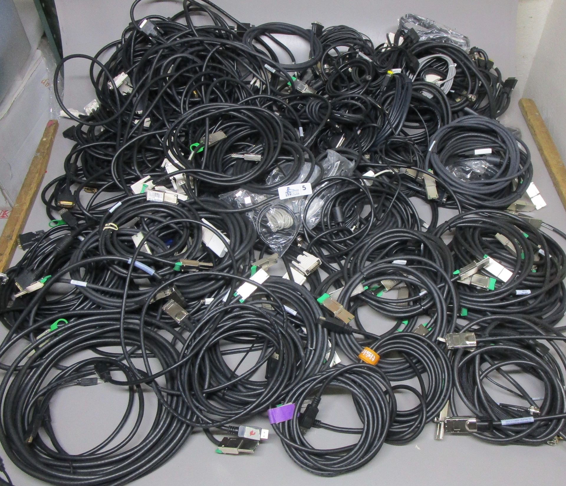 3 BOXES DIGITAL CABLES