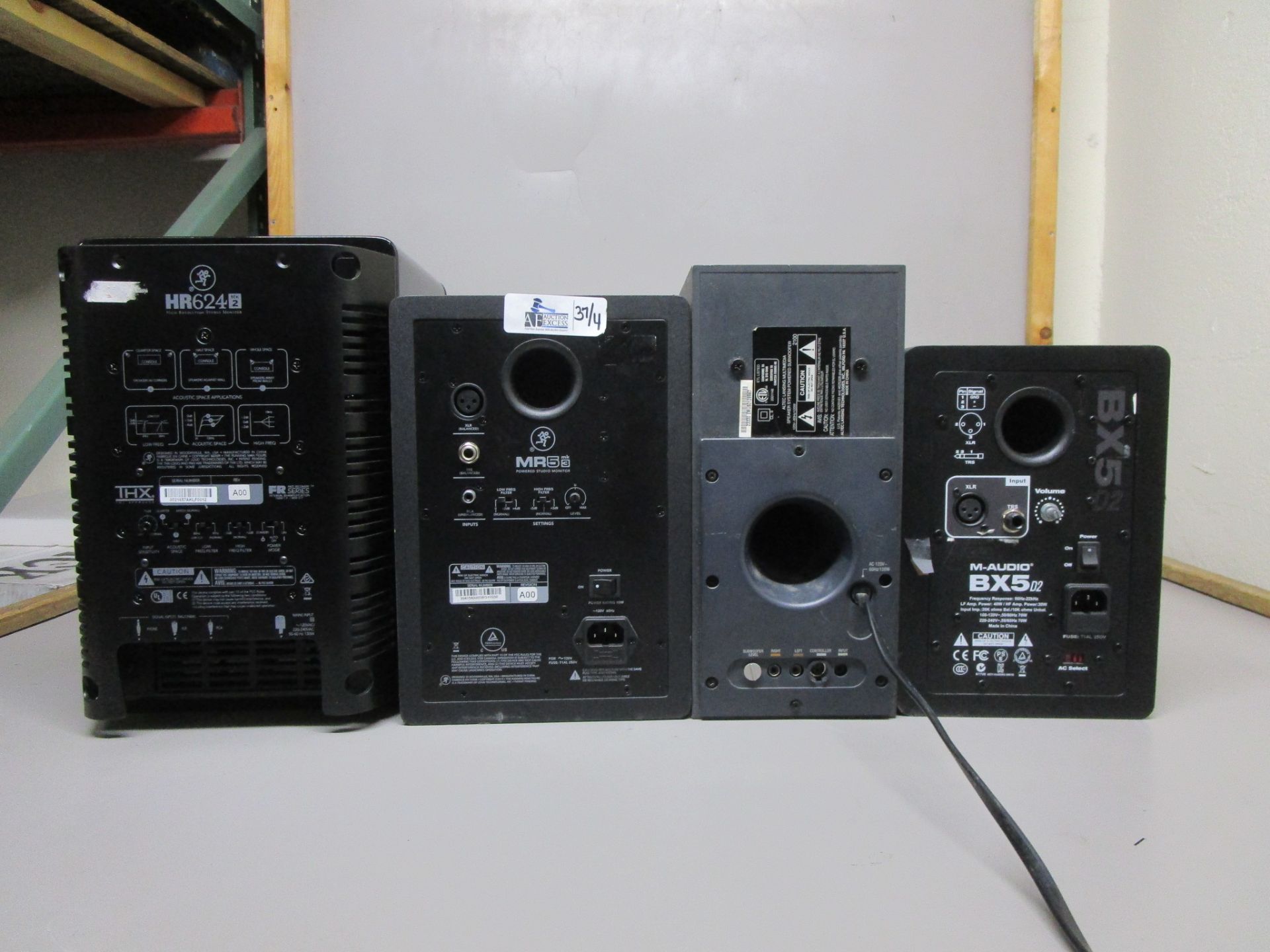 LOT OF 4 SPEAKERS - Image 2 of 3