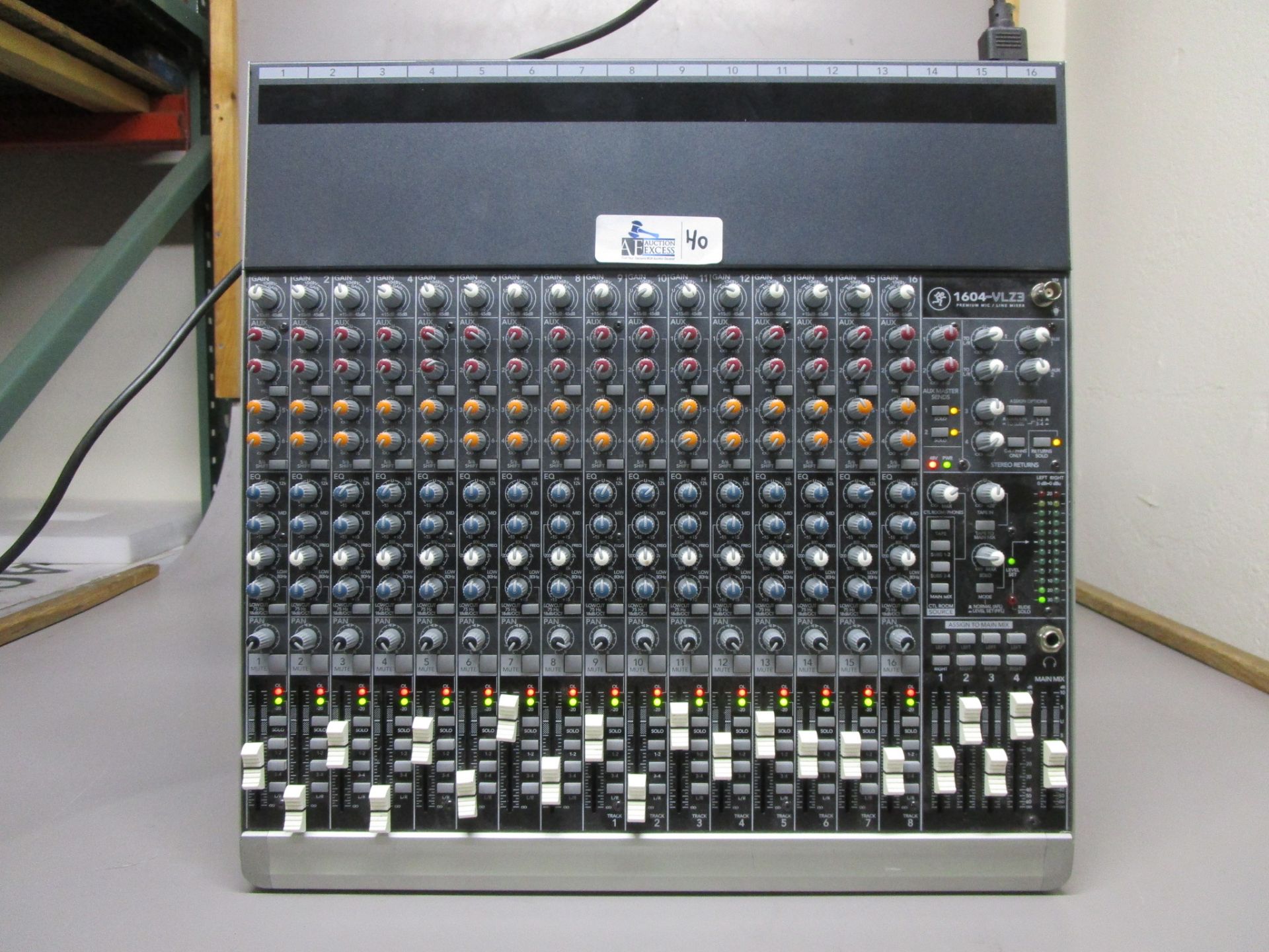 MACKIE 1604-VLZ3 MIXER