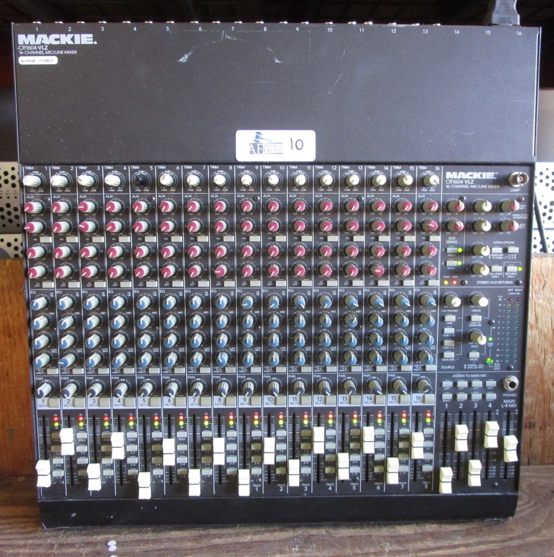 MACKIE 1604-VLZ MIXER