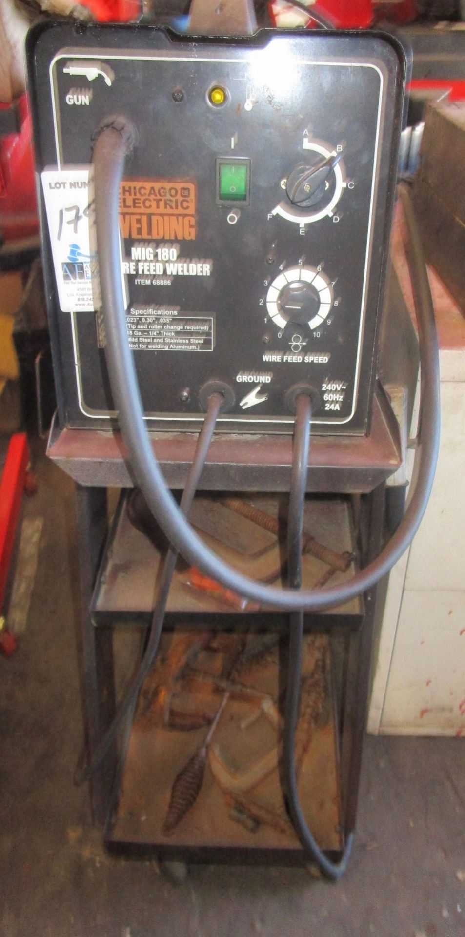 CHICAGO ELECTRIC MIG 180 WIRE FEED WELDER