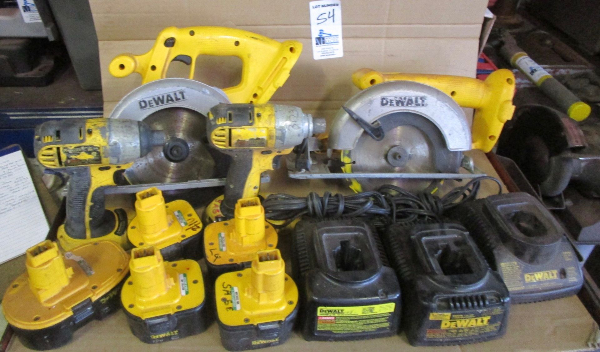 BIN DEWALT CORDLESS TOOLS/BATTERIES/CHARGERS